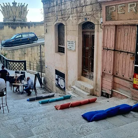 Vallettacharme - 2 Bedrooms Flat In The Heart Of The *