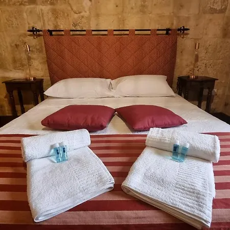 Vallettacharme - 2 Bedrooms Flat In The Heart Of The Daire *