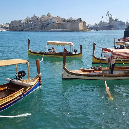 Vallettacharme - 2 Bedrooms Flat In The Heart Of The