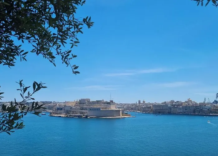 Apartament Vallettacharme - 2 Bedrooms Flat In The Heart Of The *