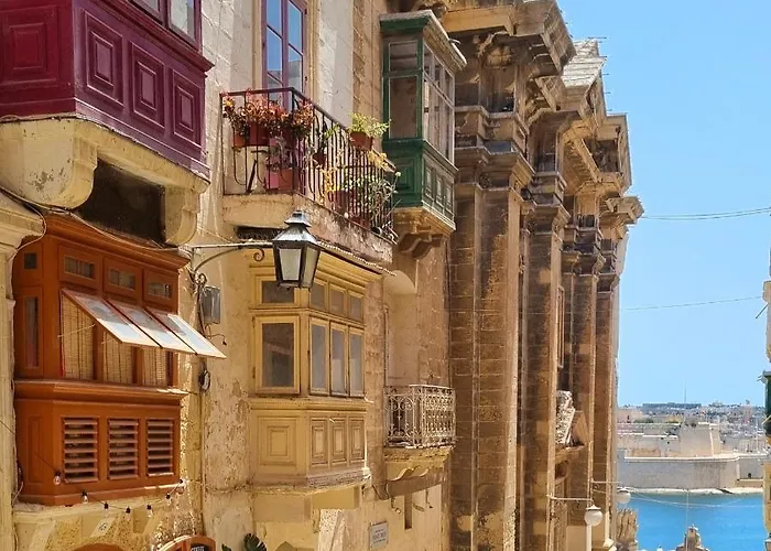 Vallettacharme - 2 Bedrooms Flat In The Heart Of The Apartament Valletta