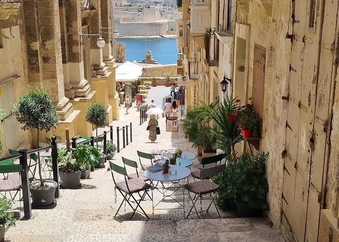 Vallettacharme - 2 Bedrooms Flat In The Heart Of The